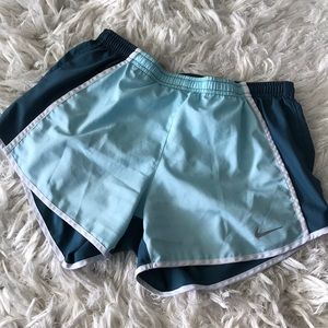 Teal Two Tone Nike Shorts💓